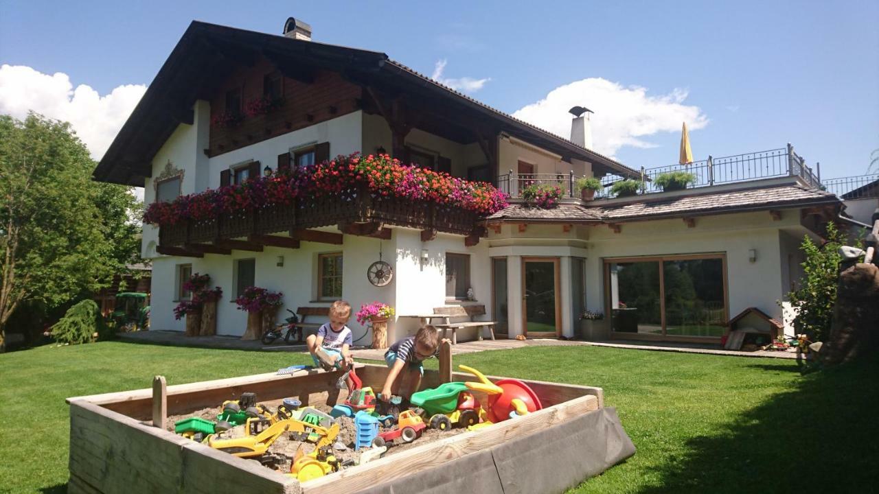 Apartments Blumenheim Kastelruth Exterior foto